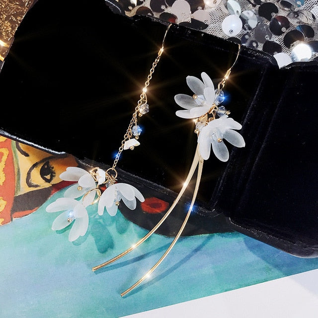 2019 New Crystal Pearl Tassel Earrings Female Long Paragraph Geometric Pendant Earrings Wedding Fashion Jewelry Jewelry Gifts